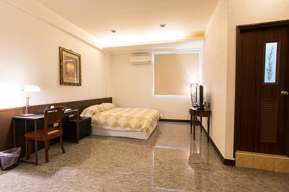 Eureka Bed & Breakfast Tainan Dış mekan fotoğraf